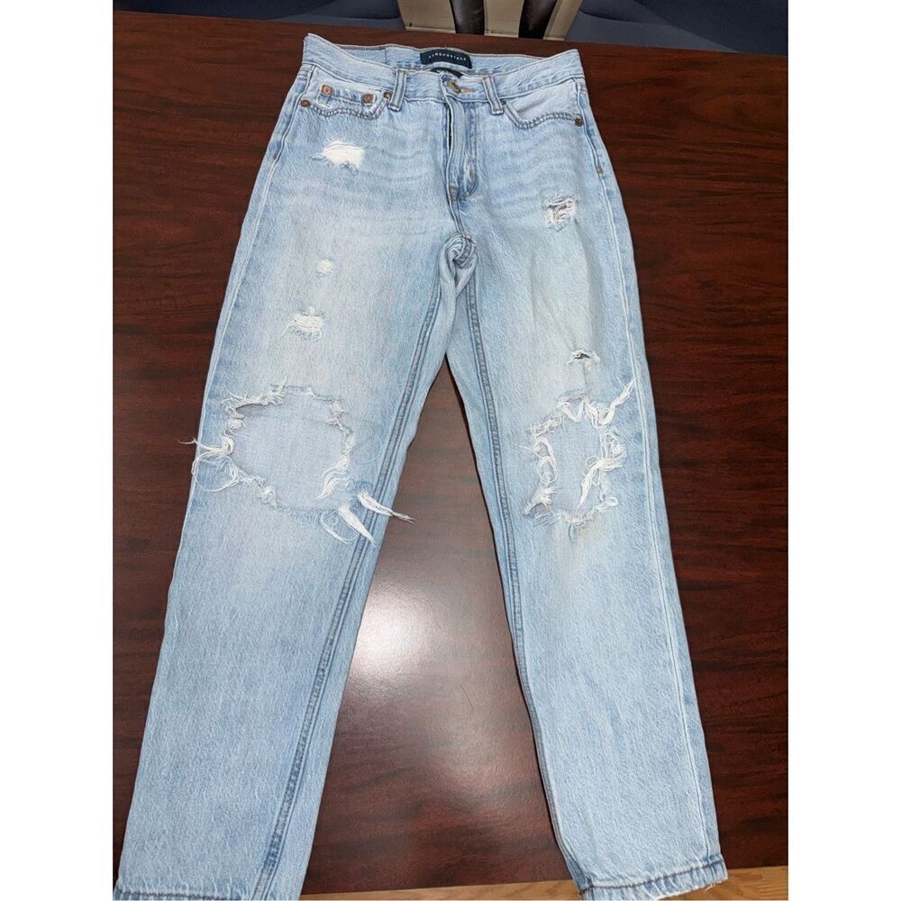 Aeropostale Distressed Mom Jeans Size 000